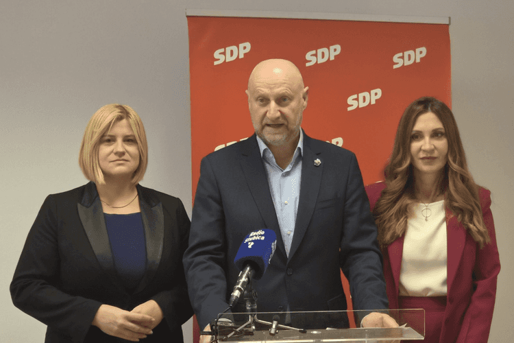 SDP Krapinsko-zagorske: Opljačkana je budućnost ljudi