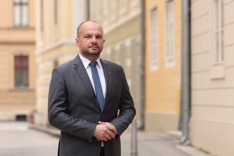 Hajdaš Dončić: Rast nije isto što i razvoj. Hrvatska ne napreduje