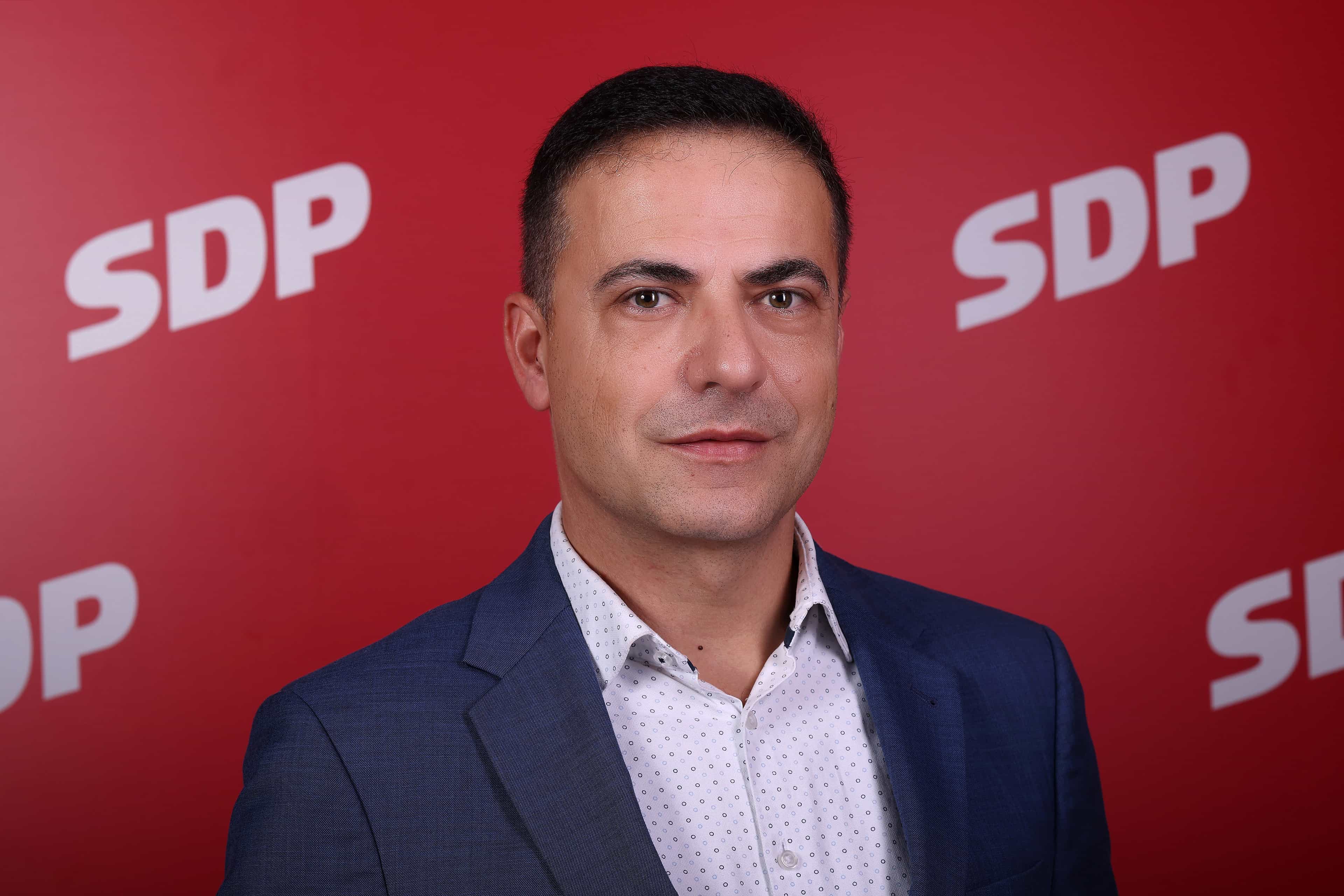 Adrian De Vrgna novi je glasnogovornik i direktor komunikacija SDP-a