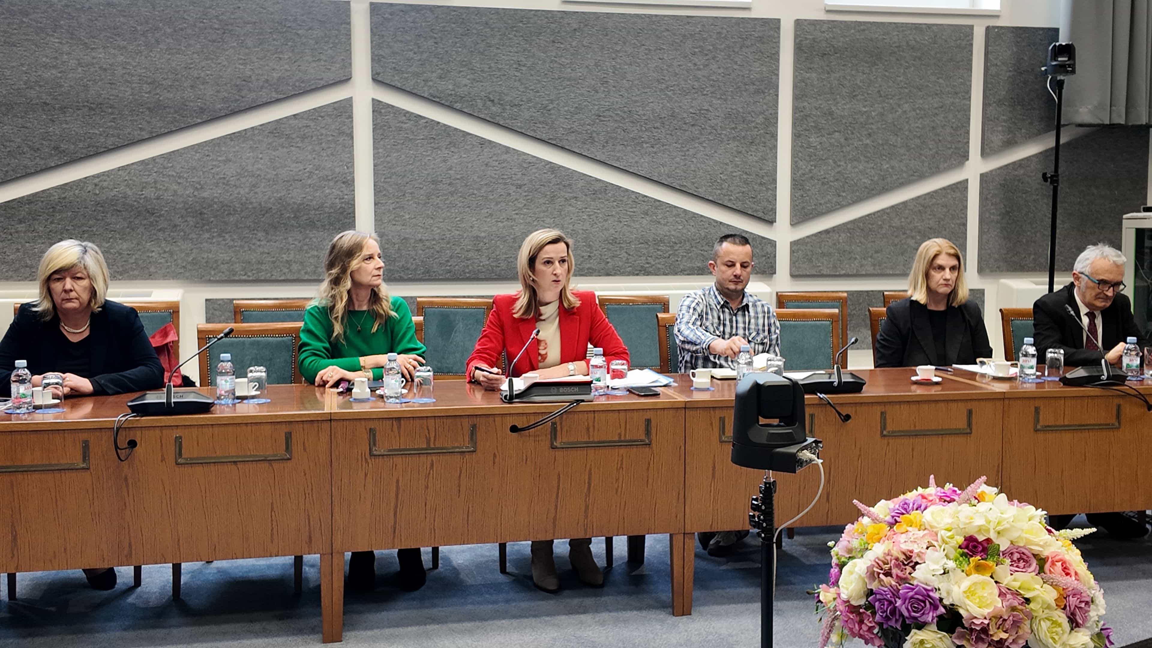 Održan okrugli stol Mirele Ahmetović o korupciji