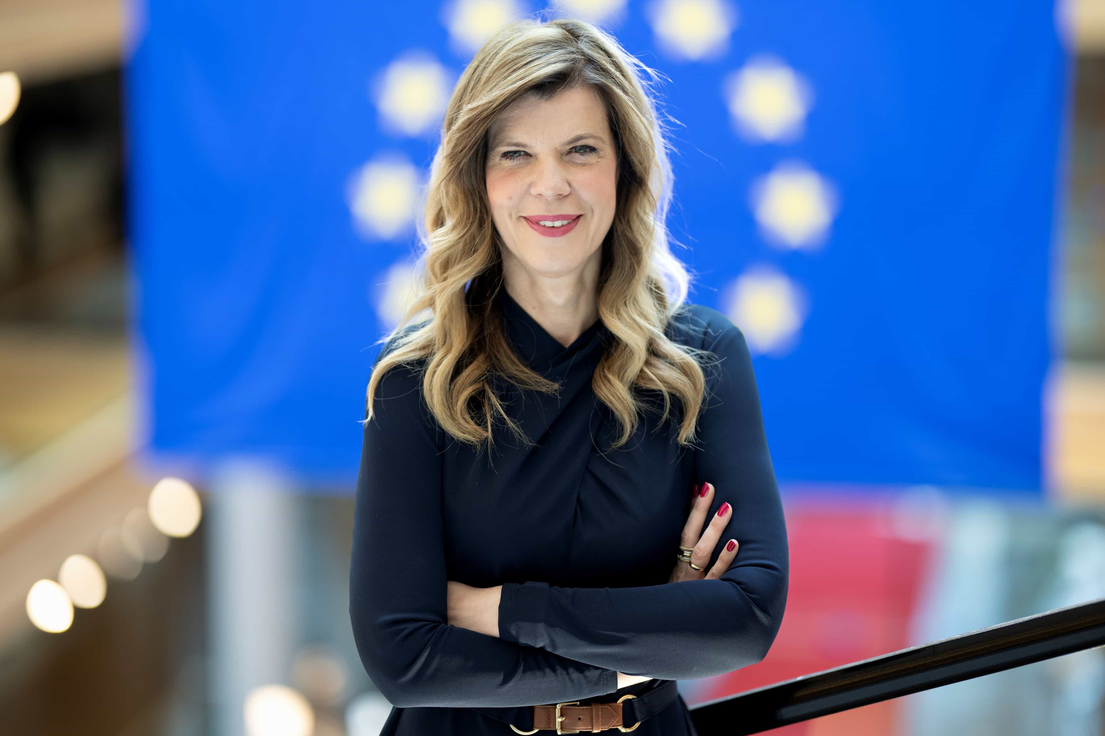 Borzan: EP pomaže roditeljima zaštititi djecu na internetu